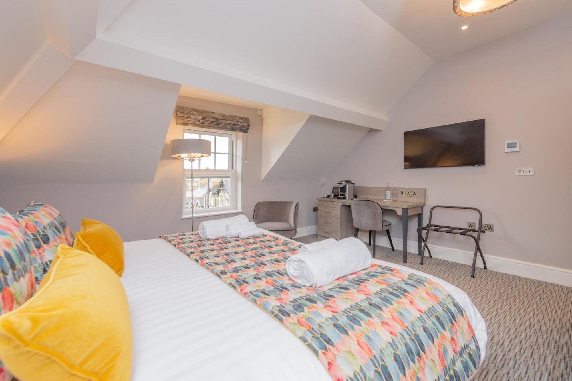 Townhouse No.1 Hotel Aberystwyth Ngoại thất bức ảnh